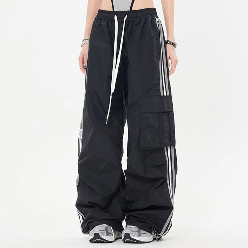 Stylish Cargo Pants with Drawstring and Multiple Pockets