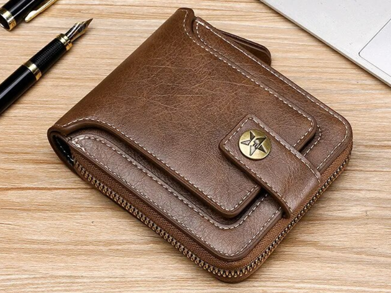 Classic Vintage Leather Wallet | Timeless & Elegant