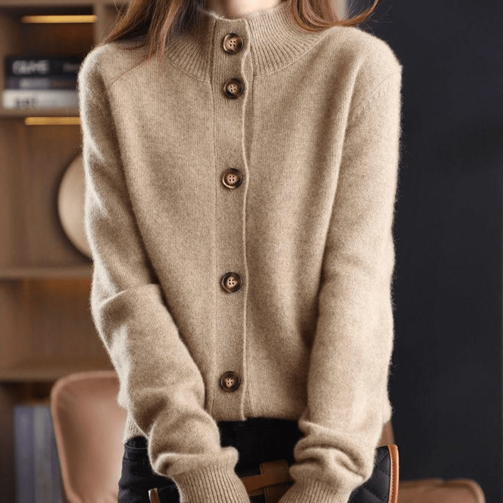 Elegant Women's Knitted Cardigan with Button Detail