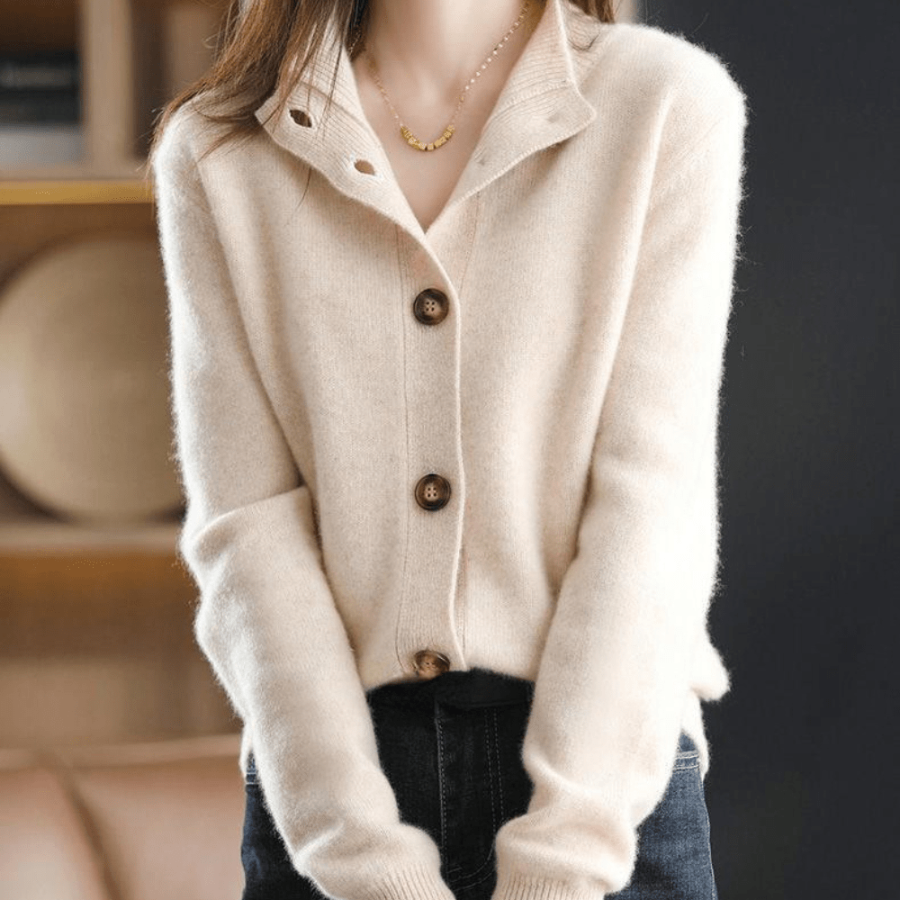 Elegant Women's Knitted Cardigan with Button Detail